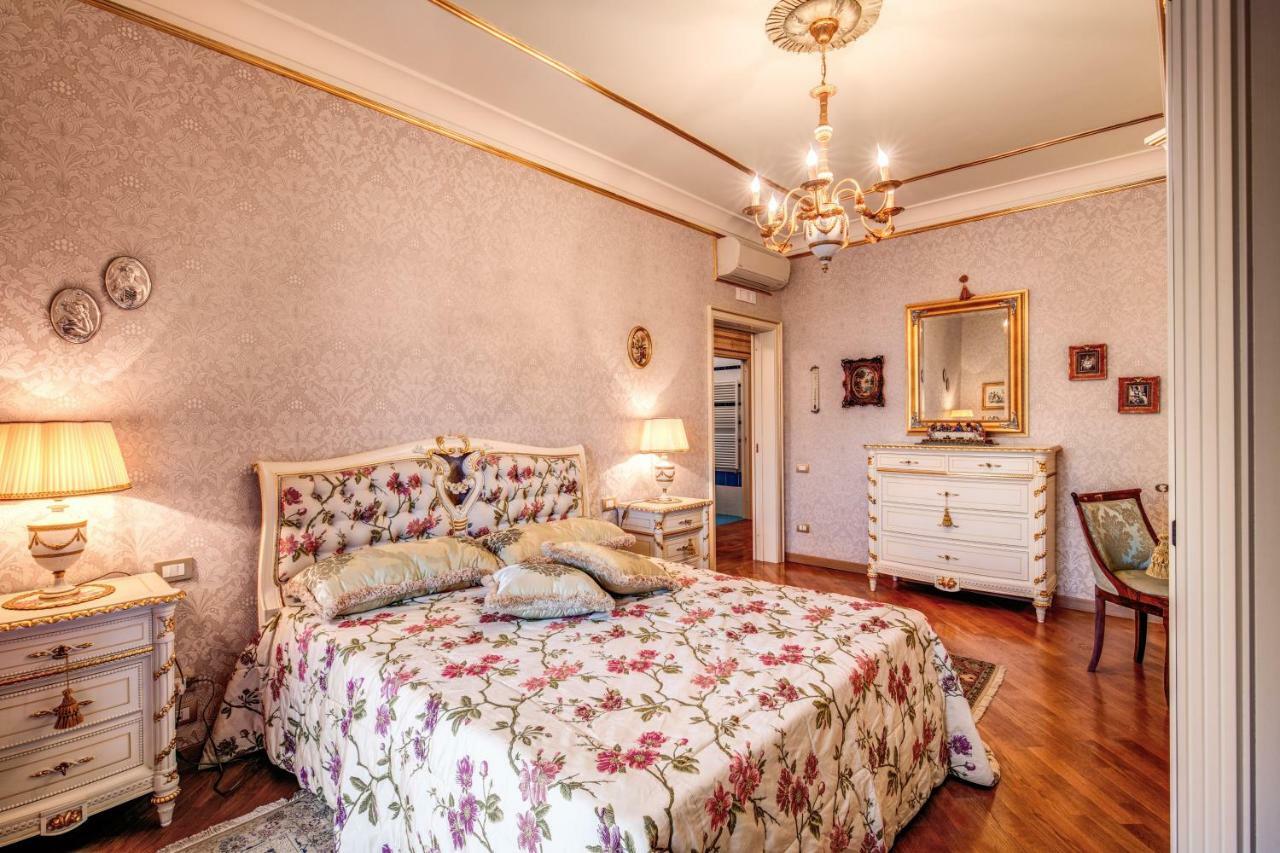 ソレントDomus Vittoria - The Luxury Quintessenceアパートメント エクステリア 写真